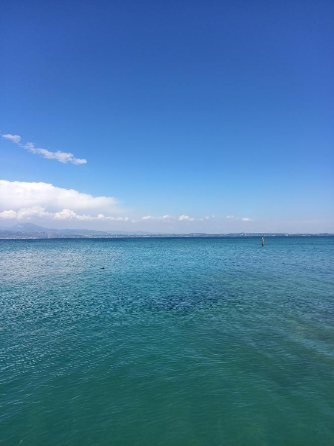 Villa Il Nido Della Civetta à Sirmione Extérieur photo